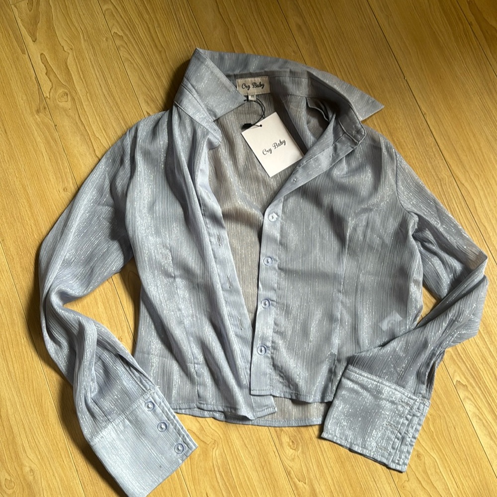 CRY BABY BUTTON UP